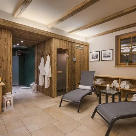 Charming In The Heart Of St Anton's Ski Area Apartmán